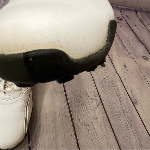 FootJoy Women's Golf Shoe Size 7 - Picture 9 of 9